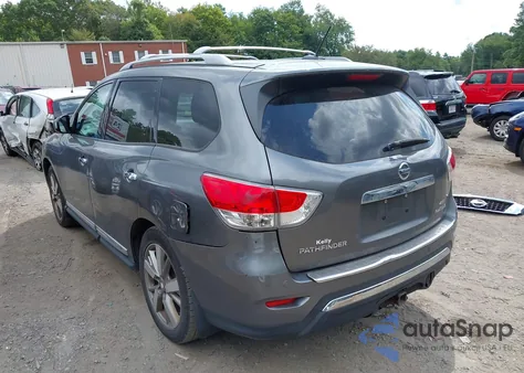 2015 Nissan Pathfinder Platinum z USA, uszkodzony, nr VIN 5N1AR2MM5FC616251